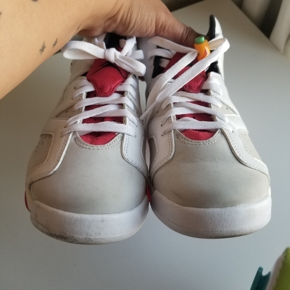 Jordan | VI Retro "Hare" - Picture 5 of 11